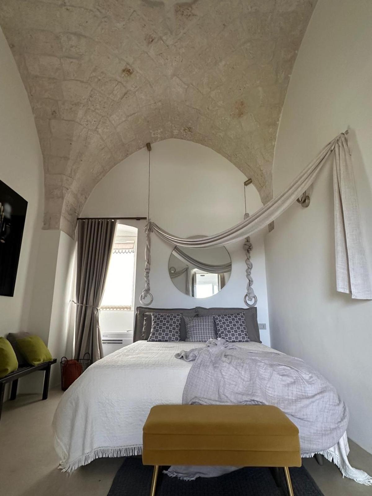 Suite Sami Charming Home Остуни Экстерьер фото