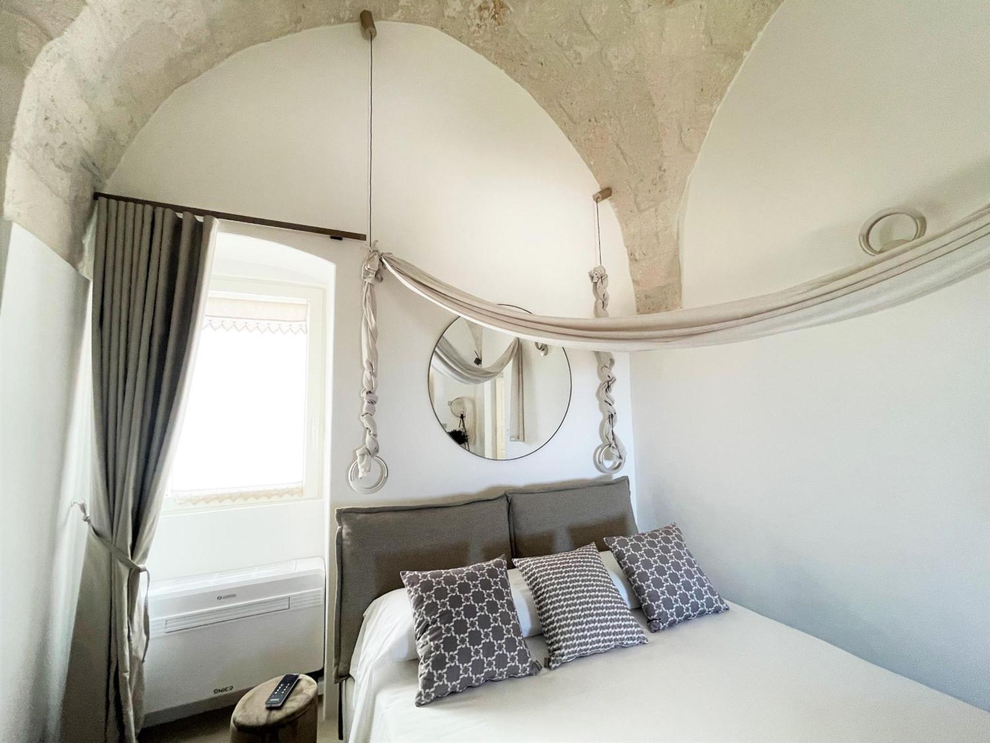 Suite Sami Charming Home Остуни Экстерьер фото